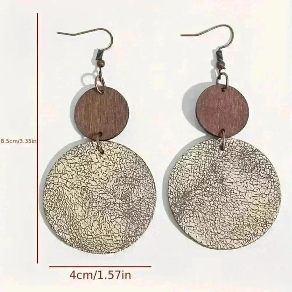 Dangle Earrings - Picture 3 of 3